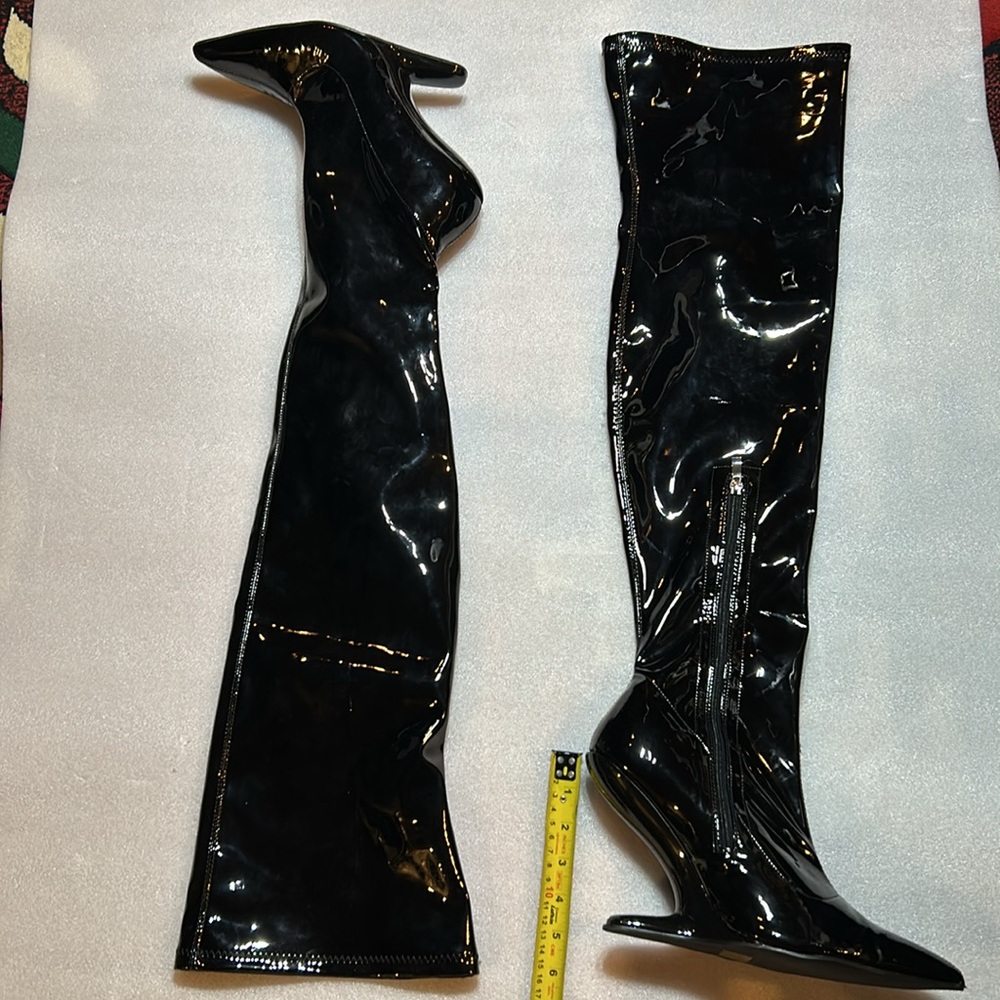 Thigh high patent boots size 11 new. Exotic. - Picture 2 of 6